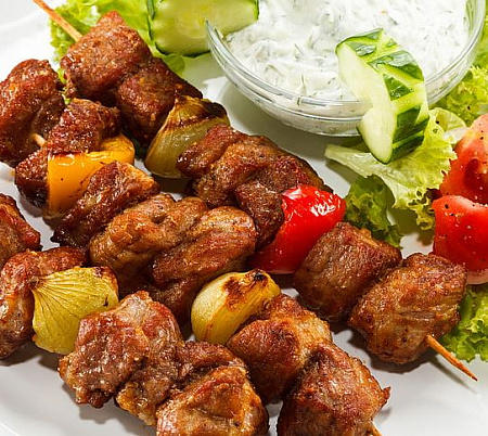 Шашлык из нежной свиной шеи Шашлык из нежной свиной шеи
