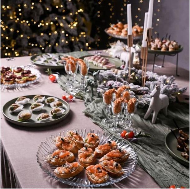 Новогодний бокс (102 закуски) НГ