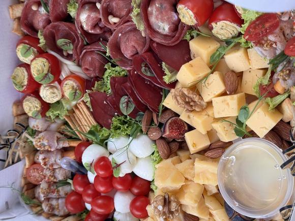 Сытный мужской сет на 12-15 персон в Смоленске